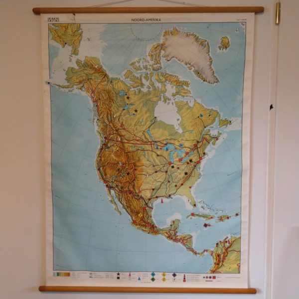 Schoolkaart van Noord-Amerika door Wolters Noordhoff